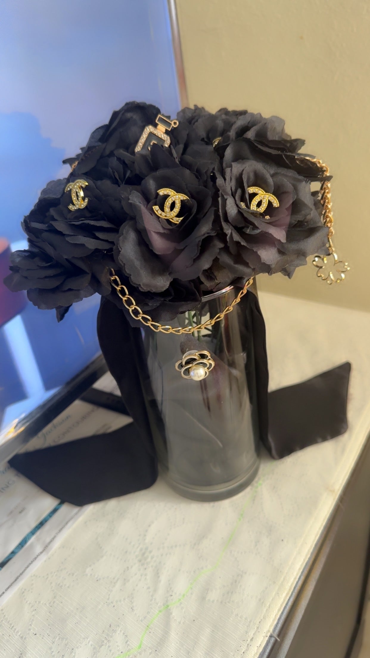Luxury Floral Arrangement - White & Pink Bouquet Inspired by Chanel for Home Décor