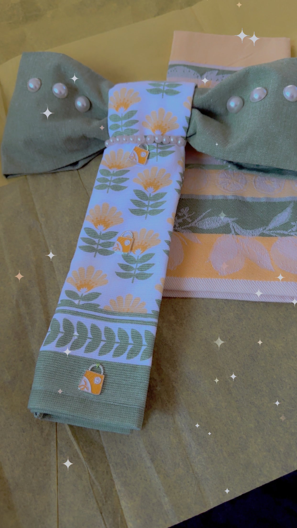 Dressed kitchen Towels