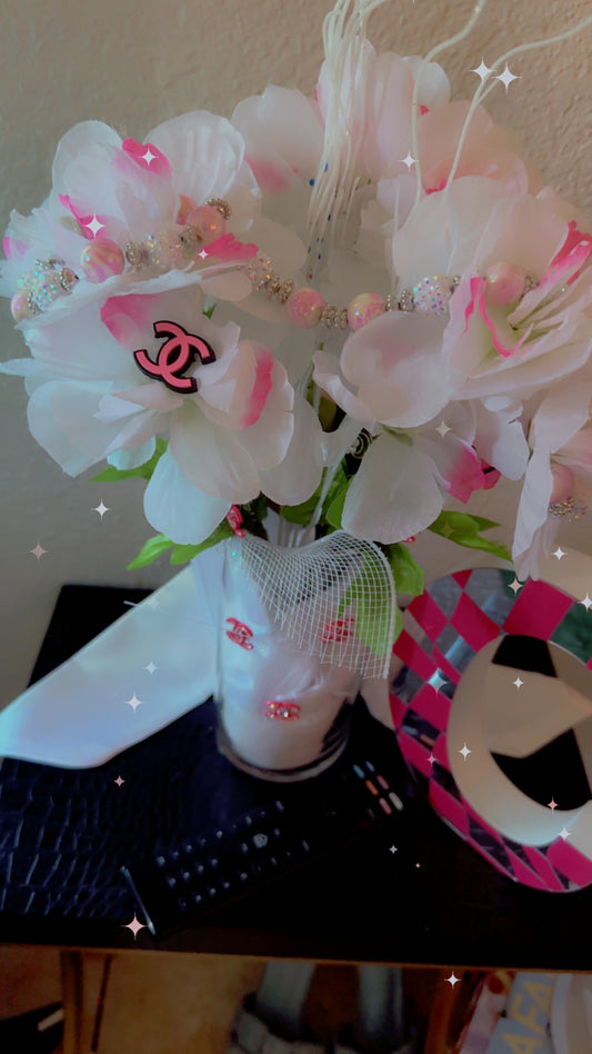 Luxury Chanel-Inspired Floral Arrangement – Elegant White & Pink Flower Vase for Chic Home Décor